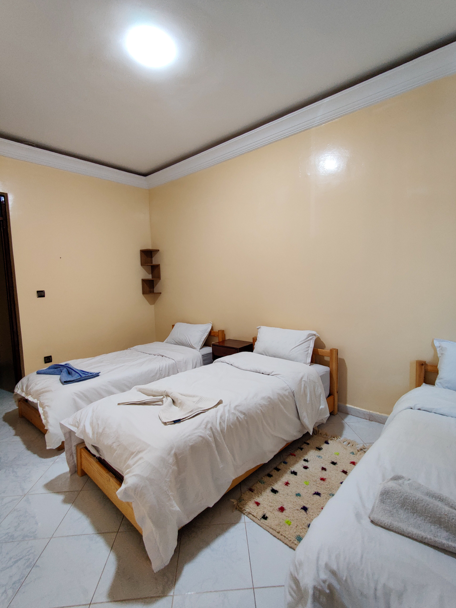 Superior Triple Room Shared Bathroom 2